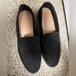 old navy black loafers